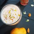 Madhvi Dwivedi का कुकस्नैप जब उन्होंने मैंगो शेक (mango shake recipe in Hindi) बनाया था।