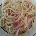El cooksnap de fredi cuando hizo Espagueti en salsa Alfredo con Camarones y pan de ajo con queso.