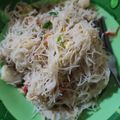 Cooksnap IZA semasa beliau membuat Bihun goreng putih simple😍.