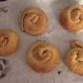 Cooksnap από Anna Demertzi στη συνταγή Ταχινόπιτες νηστίσιμες (Ταχίνι με κακάο στο γέμισμα)《~Super~》🎈