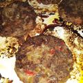 El cooksnap de Cami Abi cuando hizo Hamburguesas de carne molida acompañada de ensalada de pimientos.