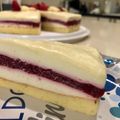 Soós-Papp Tímea Cooksnap-ja, amikor elkészítette a(z) Málnás fehércsokis torta receptet.