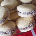 El cooksnap de Mariana Nu cuando hizo Alfajores de maicena😋.