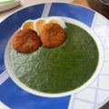 Ihász Krisztina Cooksnap-ja, amikor elkészítette a(z) Spenótfőzelék törtburgonyával és tükörtojással receptet.