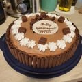 Krisztina Gerencsér Cooksnap-ja, amikor elkészítette a(z) 🍫Főzött, vajas csokoládékrém tortába 🎂, szülinapi tortakrém receptet.