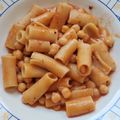 El cooksnap de Adriana Lazcano cuando hizo Fideos con garbanzos, un guisito sin sal.