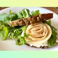 il Mara quando ha preparato Panino con caprino carpaccio di pera e rucola