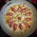 Cooksnap Norida Alias semasa beliau membuat Omelette Sosej Berkeju.