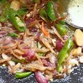 Cooksnap Aznie Khasri semasa beliau membuat Ikan Bilis Besar Goreng Masak Air Asam.