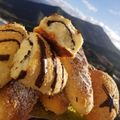 صورة من 🌹Yasmina🗻 🐼🗻Jasmin🌹، شاركها بعد تجربة وصفة عجينه روعة 👌 متل القطن رهيبة 👍😊