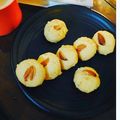 Seema Raghav का कुकस्नैप जब उन्होंने बेसन की नानखताई(besan Nankhatai recipe in hindi) बनाया था।