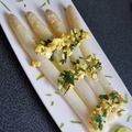Cooksnap de Nathalie Deporte Fernandes sur la recette Asperges blanches et sa sauce flamande #brunch
