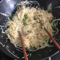 Cooksnap của Ngoc Dang khi họ làm theo món Su hào xào trứng🥚