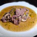 El cooksnap de Zaida TC @alquimiasfood cuando hizo RIÑONES DE CERDO, ENCEBOLLADO CON UN TOQUE DE VINO Y SETAS! 🥰.
