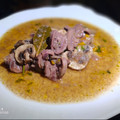 El cooksnap de Zaida TC @alquimiasfood cuando hizo RIÑONES DE CERDO, ENCEBOLLADO CON UN TOQUE DE VINO Y SETAS! 🥰.