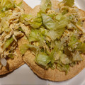 El cooksnap de LuzMa SG cuando hizo Tostadas de pollo y lechuga incurtida.