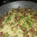 El cooksnap de Fla Desirée Ribulgo cuando hizo Tallarin salteado con salsa de soja .