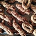 Cooksnap από ouraniaxira στη συνταγή Κουλουράκια με μούστο χαρουπιών ή Μουστοκούλουρα