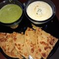 Naina Bhojak's cooksnap of when they made આલુ પરાઠા ટોમેટો ચટણી વીથ દહીં.