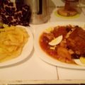 صورة من أكاديمية الطبخ المغربي-الشيف حياة-، شاركها بعد تجربة وصفة دجاج مع بطاطس مقلية 😋😋