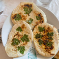 El cooksnap de Débora Cantero Martínez cuando hizo Pan de ajo y perejil (Naan).