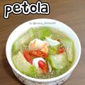 Cooksnap mamy_kitchen89 semasa beliau membuat Sayur bening petola.