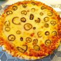 Ferencné Becsei Irénke Cooksnap-ja, amikor elkészítette a(z) Sajtos szélű pizza gluténmentesen receptet.