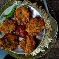Bakul Samantha Sarkar's cooksnap of when they made পেঁয়াজি (Peyanji recipe in Bengali).