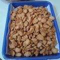 Cooksnap dari Bunda Khanza untuk resep Kue Biji Ketapang Lembut Renyah