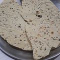 Suhani का कुकस्नैप जब उन्होंने उड़द की दाल का पापड़ (urad ki dal ka papad recipe in Hindi) बनाया था।