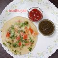 Madhu Jain का कुकस्नैप जब उन्होंने इन्स्टेन्ट मिनी सूजी उत्तपम (Instant mini suji uttapam recipe in hindi) बनाया था।