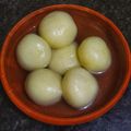 Antara Basu De's cooksnap of when they made রসগোল্লা (rasogolla recipe in Bengali).