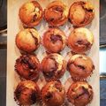 Cooksnap από Dimitra Bir. στη συνταγή Muffins γιαουρτιού με γέμιση πραλίνας