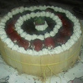 El cooksnap de Yaquelin Soria cuando hizo Torta cumpleaños súper fácil de chocolate, frutillas y chantillí.