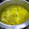 Cooksnap Aishah Aura J semasa beliau membuat Ayam Masak Lemak Cili Api.