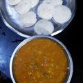 renu bhist's cooksnap of when they made Sambar with idli.