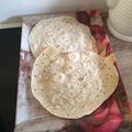 صورة من أكلاتي الشهية😋، شاركها بعد تجربة وصفة عيش الصاج السوري