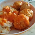 El cooksnap de lucia2906 cuando hizo Albóndigas de merluza en salsa con patatas y guisantes.