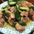 瑪莉瑪莉 的 小黃瓜炒雞腿排 cooksnap