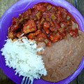 El cooksnap de Isabélla Luzanilla cuando hizo Costillas de puerco con chile colorado y nopal.
