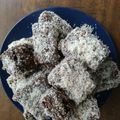 Szabina Tóth Cooksnap-ja, amikor elkészítette a(z) Kókuszkocka receptet.