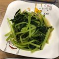 Winco Liu 的 蒜炒菠菜 cooksnap