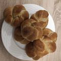 Krisztina Takács Cooksnap-ja, amikor elkészítette a(z) Teljes kiőrlésű császárzsemle🍔 receptet.