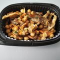 Cooksnap από Cleopatra στη συνταγή Ρεβύθια σαλάτα με μανιτάρια πλευρώτους