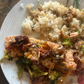 El cooksnap de rosy aguilar cuando hizo Salmón con tomate deshidratado y brócoli.