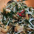 Cooksnap Zuraidah Abu Bakar semasa beliau membuat Taugeh kucai goreng dengan tauhu.