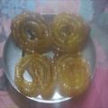 Kirti Mathur का कुकस्नैप जब उन्होंने जलेबी (jalebi recipe in hindi) बनाया था।