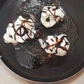 Amita Soni's cooksnap of when they made સીઝલીંગ હોટ બ્રાઉની વીથ આઇસક્રીમ (Sizzling Hot Brownie With Icecream Recipe In Gujarati).