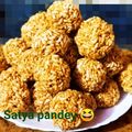 Satya Pandey's cooksnap of when they made Murmura ladoo.