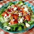 Cooksnap από 𝒳𝓇𝓊𝓈𝑜𝓊𝓁𝒶 𝒦𝑜𝓃𝓉𝑜𝓅𝑜𝓊𝓁𝑜𝓊 στη συνταγή Σαλάτα βαλεριάνα με φράουλες 🥗🍓